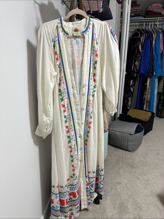 FARM Rio Dresses & Skirts - Off white embroidered farm Rio dress linen